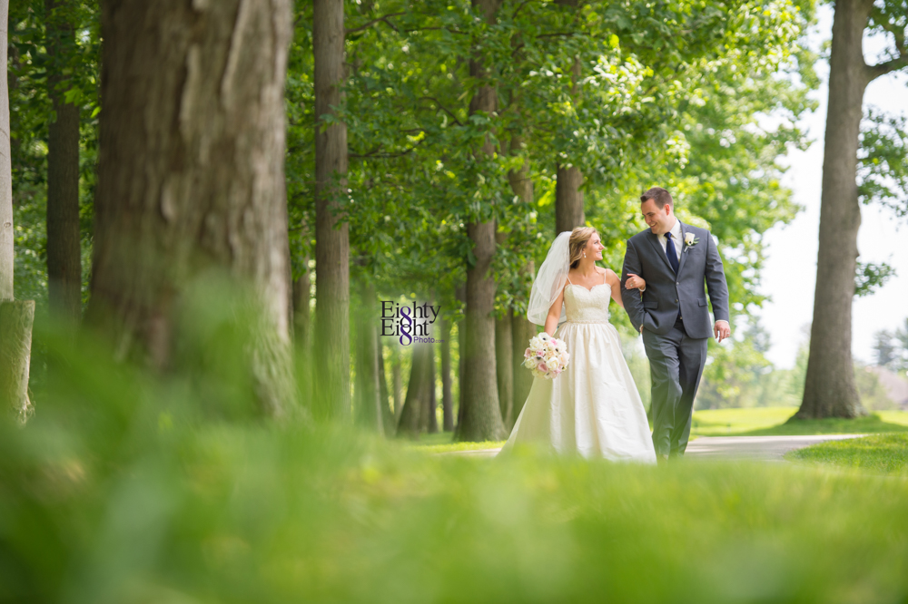 Eighty-Eight-Photo-Photographer-Photography-Aurora-Ohio-Barrington-Golf-Club-Wedding-Outdoor-Ceremony-Bride-Groom-Unique-Wedding-Party-20
