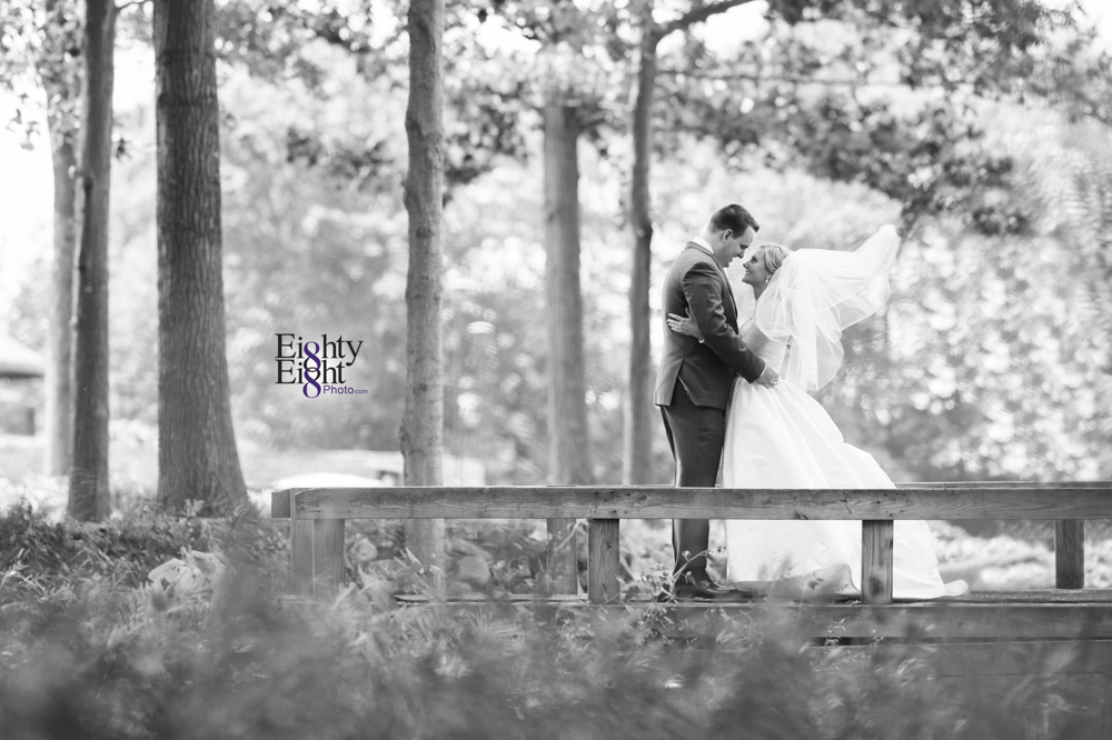 Eighty-Eight-Photo-Photographer-Photography-Aurora-Ohio-Barrington-Golf-Club-Wedding-Outdoor-Ceremony-Bride-Groom-Unique-Wedding-Party-25