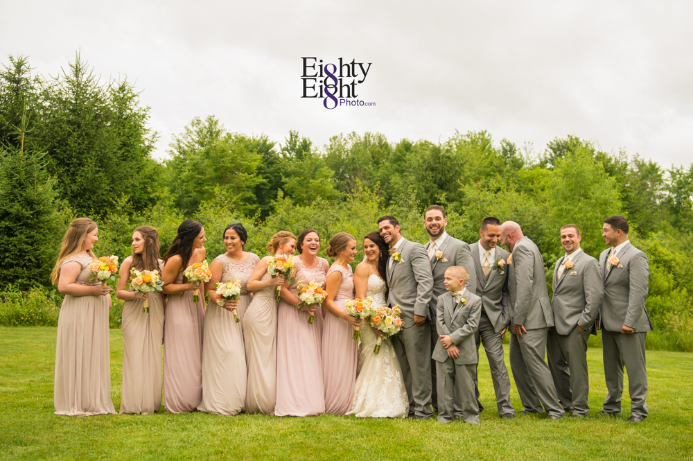 Eighty-Eight-Photo-Photographer-Photography-Ohio-Thorn-Creek-Winery-Wedding-Bride-Groom-Unique-Wedding-Party-Outdoor-Aurora-Beautiful-39