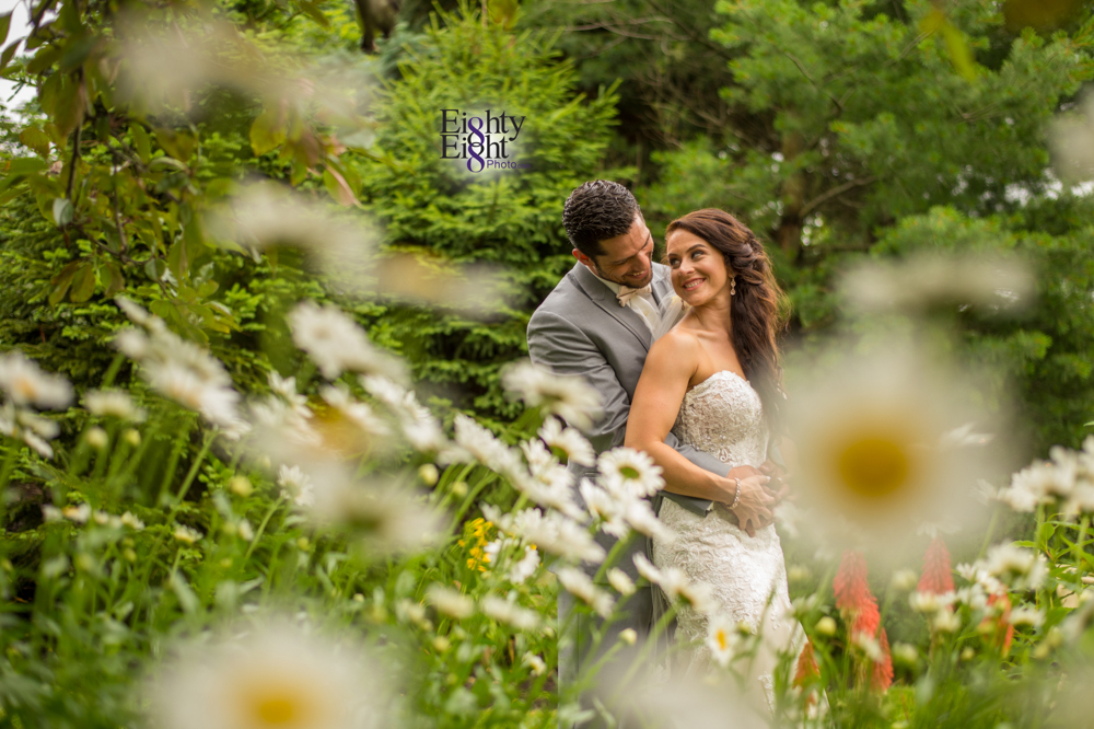 Eighty-Eight-Photo-Photographer-Photography-Ohio-Thorn-Creek-Winery-Wedding-Bride-Groom-Unique-Wedding-Party-Outdoor-Aurora-Beautiful-48