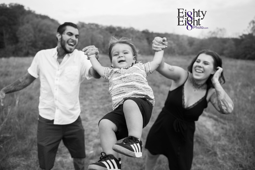 Eighty-Eight-Photo-children-family-Photography-Brecksville-Reservation-Cleveland-Photographer-8